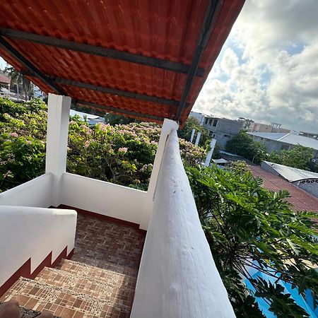 The Galapagos Pearl B&B Пуэрто-Айора Экстерьер фото